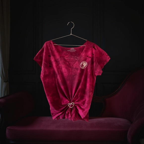 T&C Surf Shop Tee VW Van Beach Scene distressed XL Burgundy Tie-Dye Short Sleeve - Picture 3 of 7